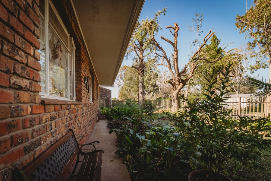 4 Bedroom Property for Sale in Heatherlands Western Cape